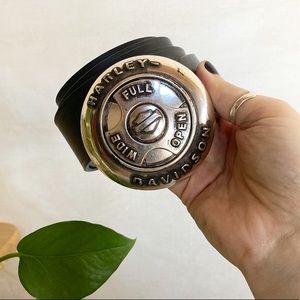 Harley Davidson | 2006 big buckle silver wheel leather belt with embossed logo
